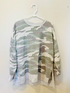 aerie Camouflage Crewneck Sweatshirt - Green & Gray